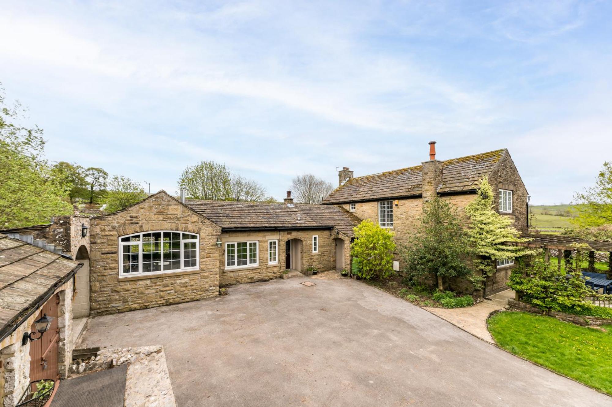 Central Malham Wellbeing Escape With Hot Tub Sleeps 8 Екстер'єр фото